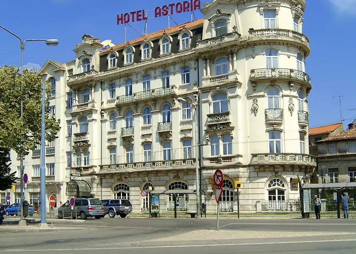 Отель Astoria 3*